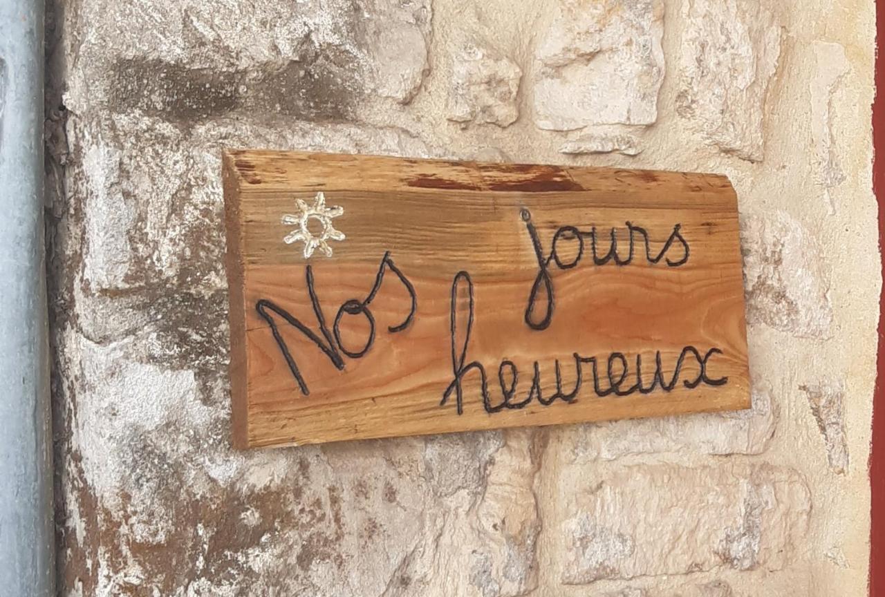 Nos Jours Heureux *